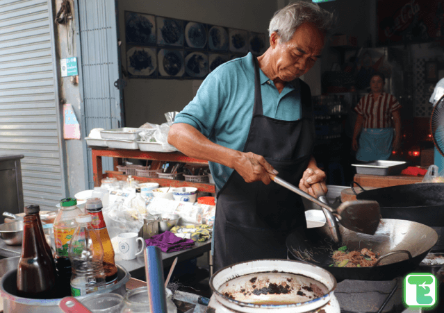 street food bangkok wat pho