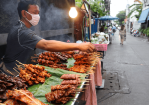 where to stay in Bangkok for street food
