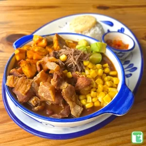 what to eat in Colombia cazuela frijoles