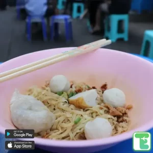 chinatown bangkok food - fish noodle