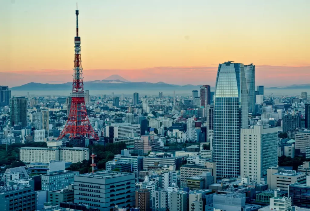 where to stay in tokyo first time