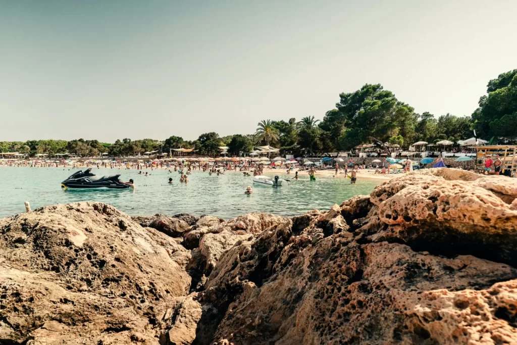 donde alojarse en ibiza con ninos