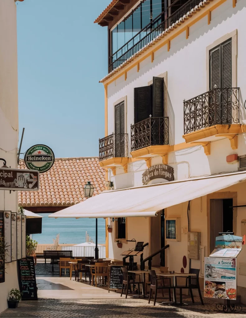 old town vs new town albufeira