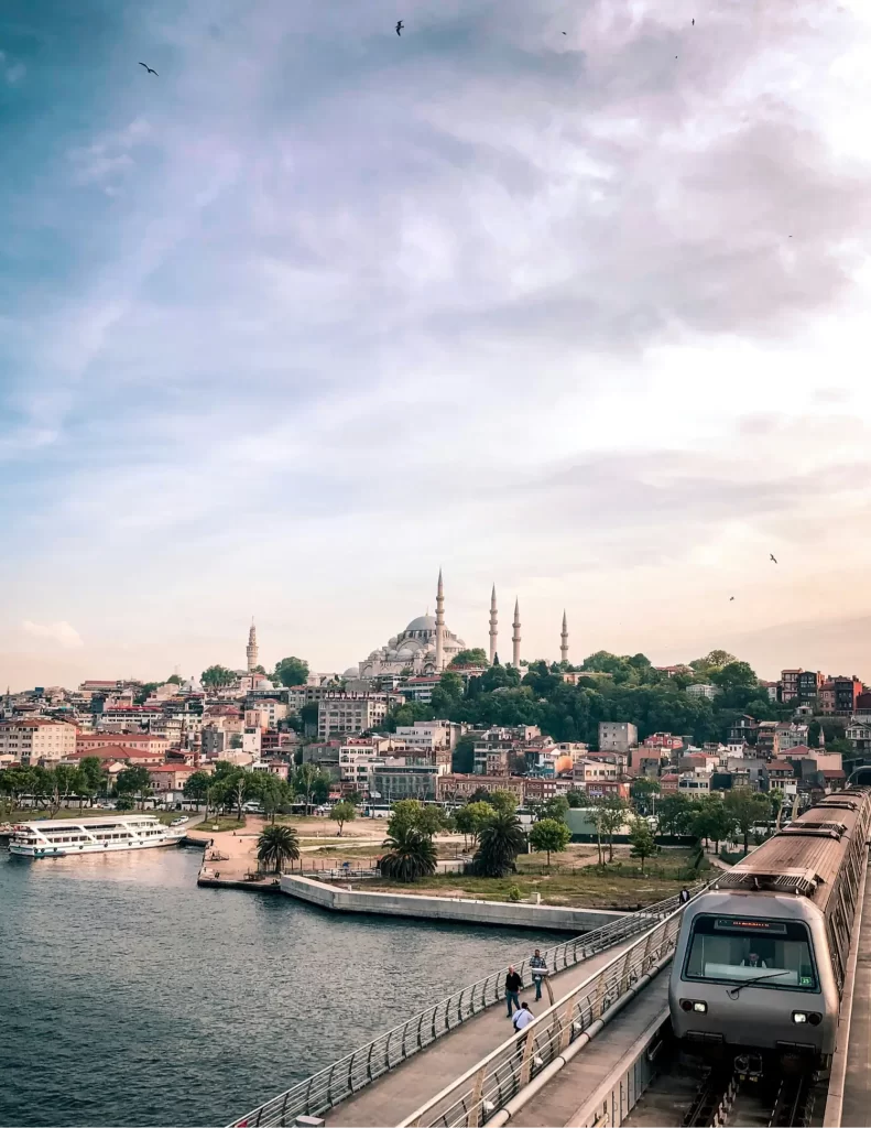 old town vs new town istanbul